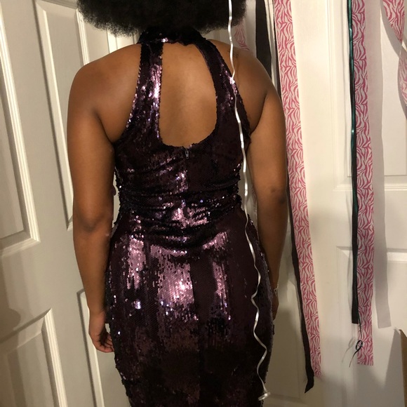 Premier Amour Sequined Dress - Picture 2 of 3